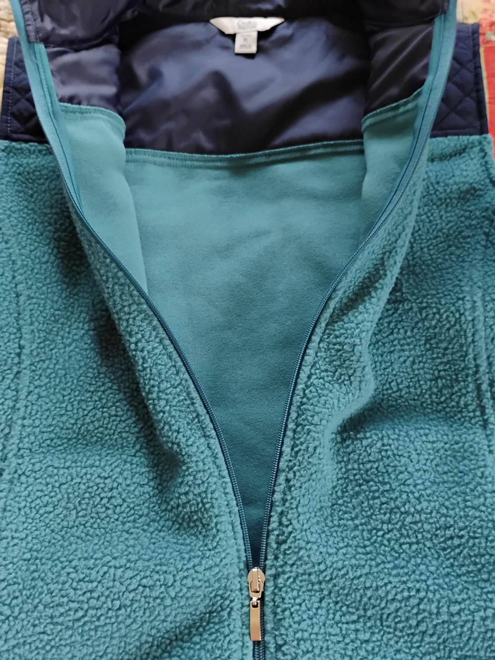 Croft & Barrow For Women Teal Sherpa Vest with Navy Accents Size. PL PETITES